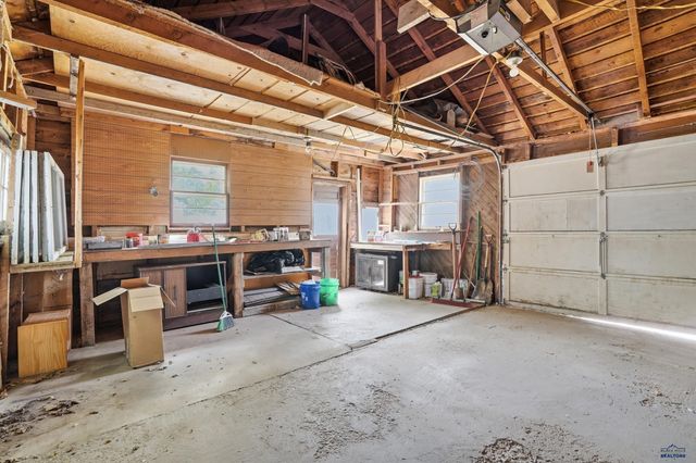 1830 SUN VALLEY DR, Rapid City, SD 57702