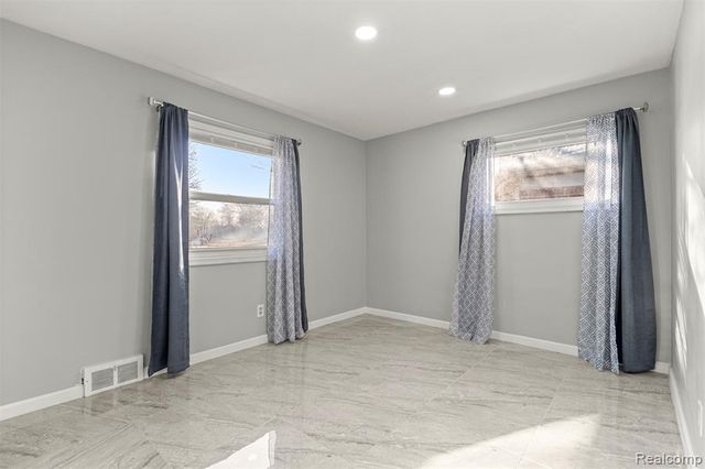 9319 Merriman Road, Livonia, MI 48150