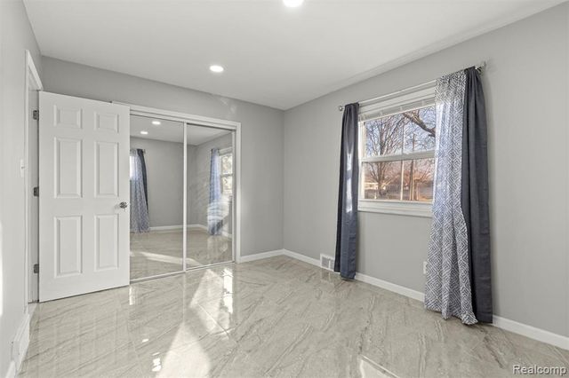 9319 Merriman Road, Livonia, MI 48150