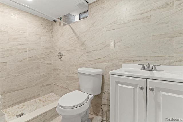 9319 Merriman Road, Livonia, MI 48150