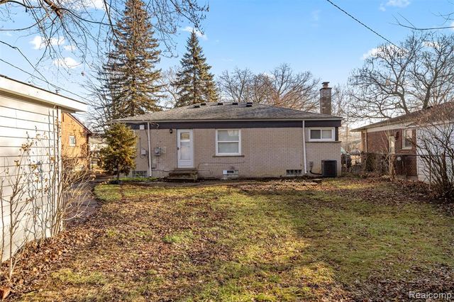 9319 Merriman Road, Livonia, MI 48150