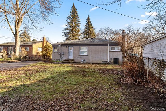 9319 Merriman Road, Livonia, MI 48150