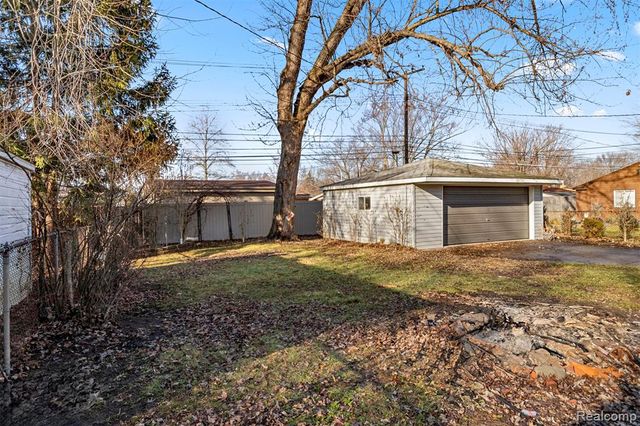 9319 Merriman Road, Livonia, MI 48150