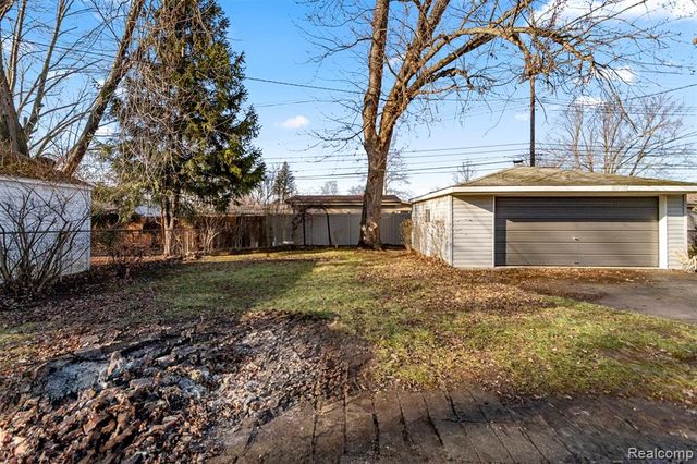 9319 Merriman Road, Livonia, MI 48150