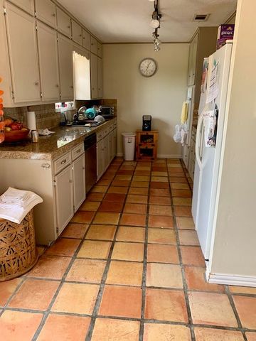 2103 Langford Street, College Station, TX 77840