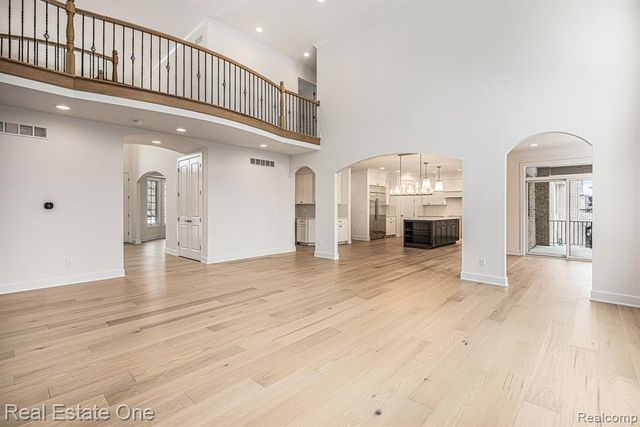 2423 Buckthorn Drive, Shelby, MI 48316