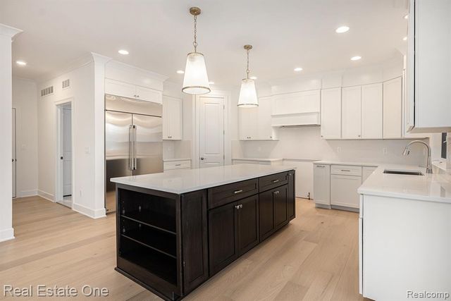 2423 Buckthorn Drive, Shelby, MI 48316