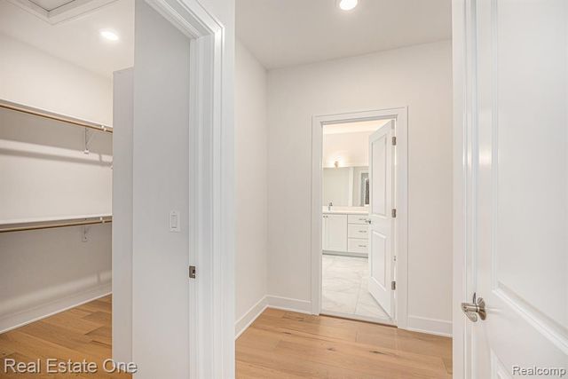 2423 Buckthorn Drive, Shelby, MI 48316