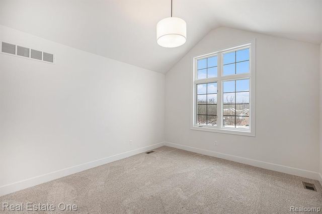 2423 Buckthorn Drive, Shelby, MI 48316