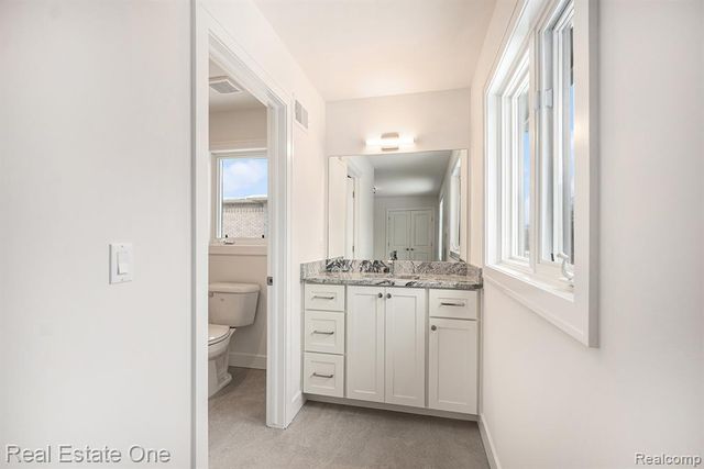 2423 Buckthorn Drive, Shelby, MI 48316