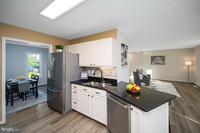 9804 ELM ST, Fredericksburg, VA 22407