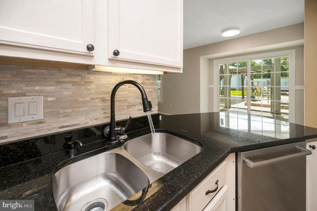 9804 ELM ST, Fredericksburg, VA 22407