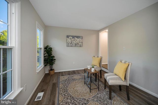 9804 ELM ST, Fredericksburg, VA 22407