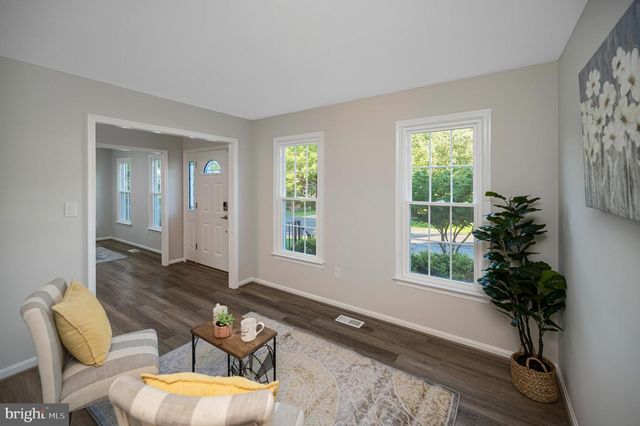 9804 ELM ST, Fredericksburg, VA 22407