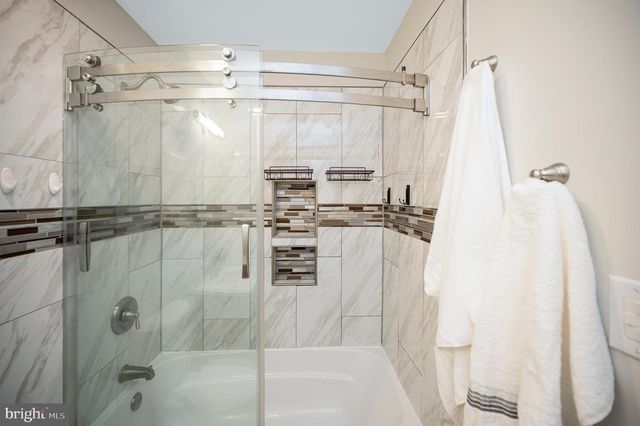 9804 ELM ST, Fredericksburg, VA 22407