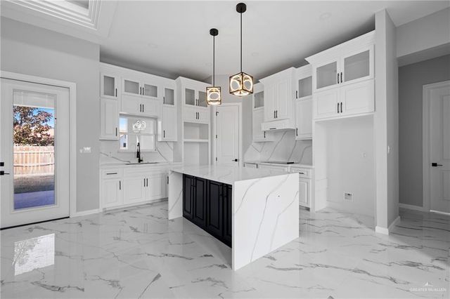 5100 Duke Avenue, Mcallen, TX 78504