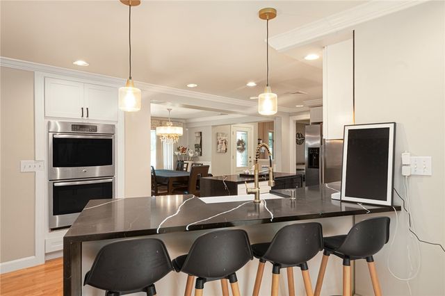 101 Glen Ridge Road, Cranston, RI 02920
