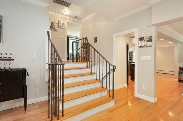 101 Glen Ridge Road, Cranston, RI 02920