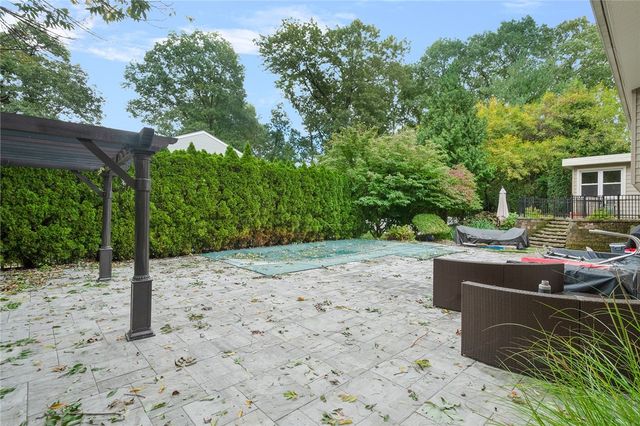 101 Glen Ridge Road, Cranston, RI 02920