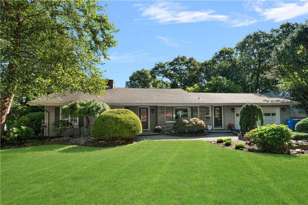 101 Glen Ridge Road, Cranston, RI 02920