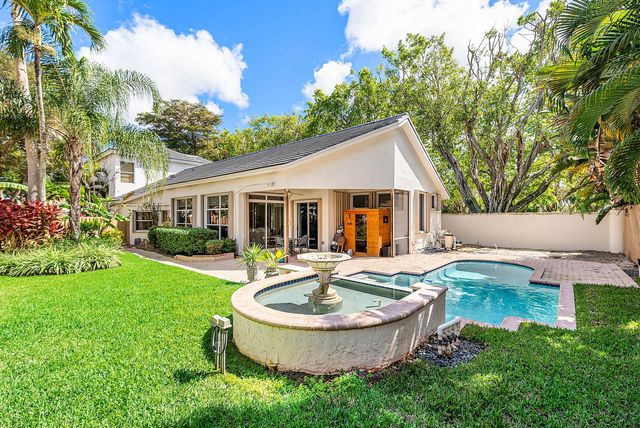 6601 NW 26th Way, Boca Raton, FL 33496