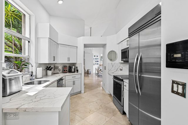 6601 NW 26th Way, Boca Raton, FL 33496