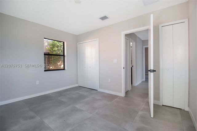3610 SW 4th St 3610, Miami, FL 33135