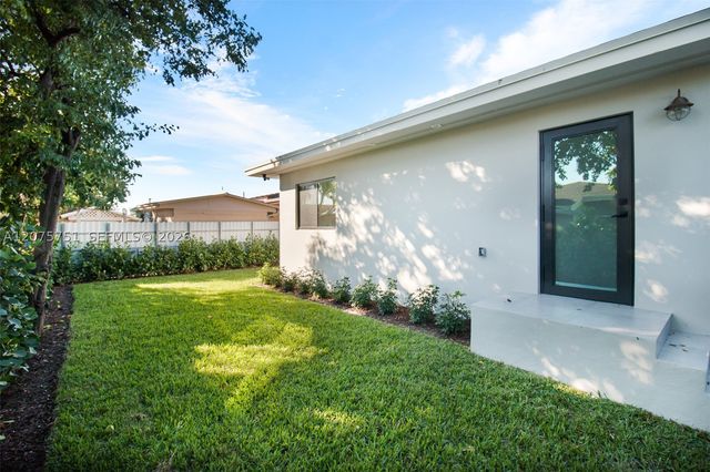 3610 SW 4th St 3610, Miami, FL 33135