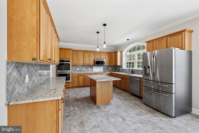 10001 OLD TRAVELERS RD, Spotsylvania, VA 22551