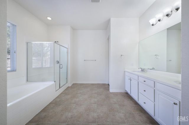 15719 Tallus Ranch Drive, Bakersfield, CA 93314