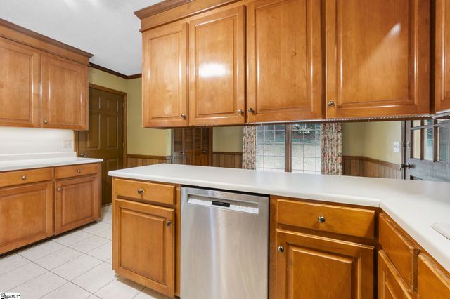 1204 Stonehurst Drive, Anderson, SC 29621