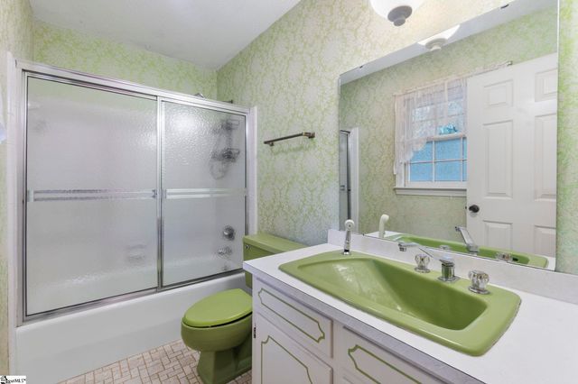 1204 Stonehurst Drive, Anderson, SC 29621