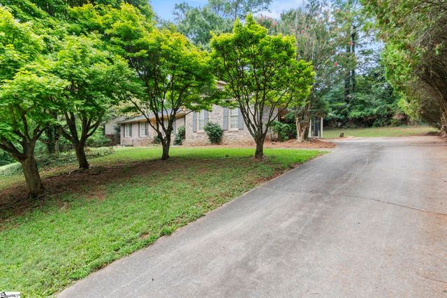1204 Stonehurst Drive, Anderson, SC 29621