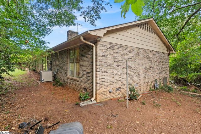 1204 Stonehurst Drive, Anderson, SC 29621