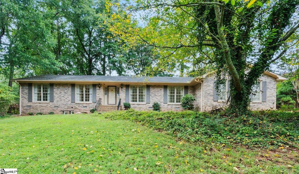 1204 Stonehurst Drive, Anderson, SC 29621