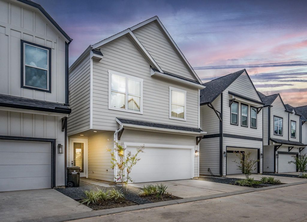 8440 Berry Brush, Houston, TX 77022