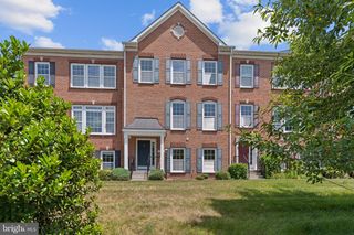 8852 PURPLE IRIS LN #16, Elkridge, MD 21075