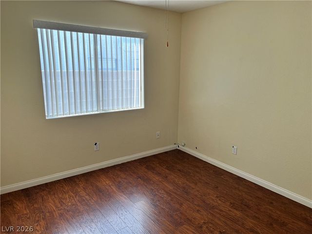 5705 Cliff Point Court, Las Vegas, NV 89149