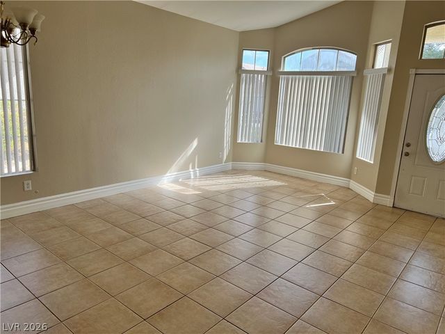 5705 Cliff Point Court, Las Vegas, NV 89149