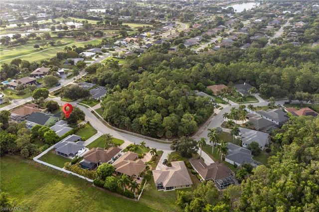 20 Heritage WAY, Naples, FL 34110
