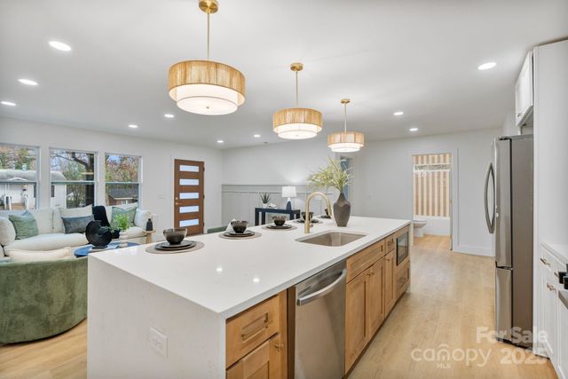 1325 Norris Avenue, Charlotte, NC 28206