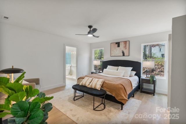 1325 Norris Avenue, Charlotte, NC 28206