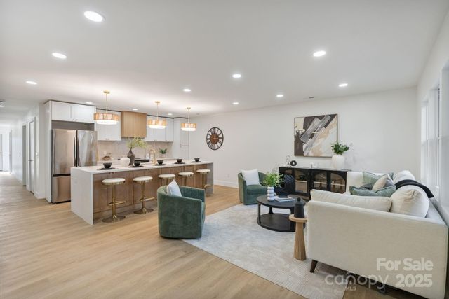 1325 Norris Avenue, Charlotte, NC 28206