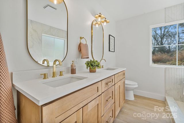 1325 Norris Avenue, Charlotte, NC 28206