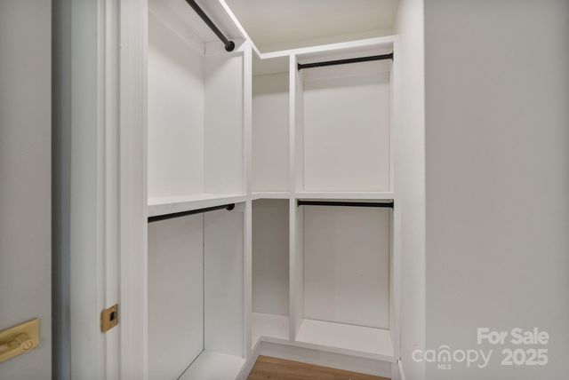 1325 Norris Avenue, Charlotte, NC 28206