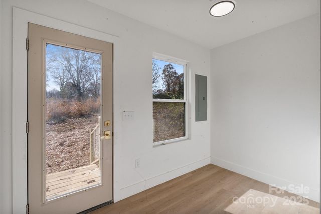 1325 Norris Avenue, Charlotte, NC 28206