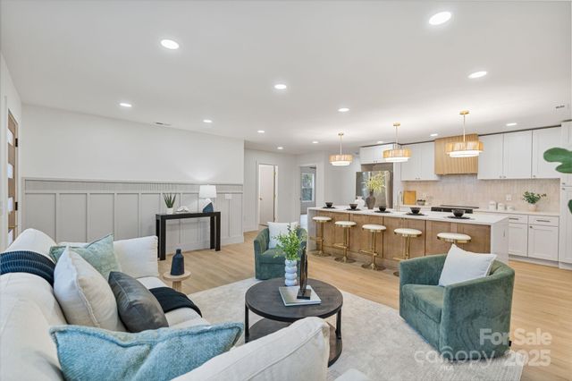 1325 Norris Avenue, Charlotte, NC 28206