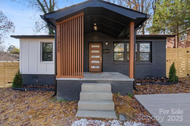 1325 Norris Avenue, Charlotte, NC 28206