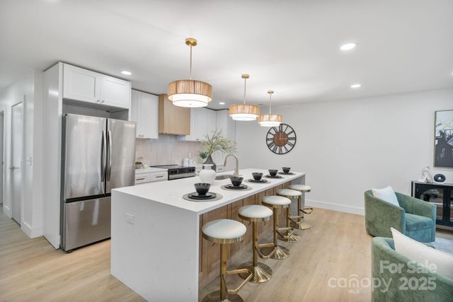 1325 Norris Avenue, Charlotte, NC 28206