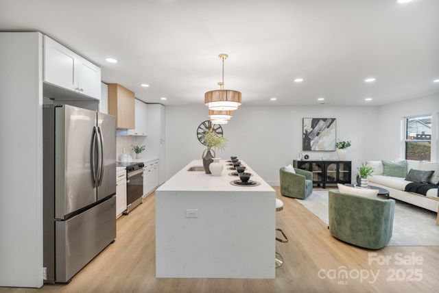 1325 Norris Avenue, Charlotte, NC 28206